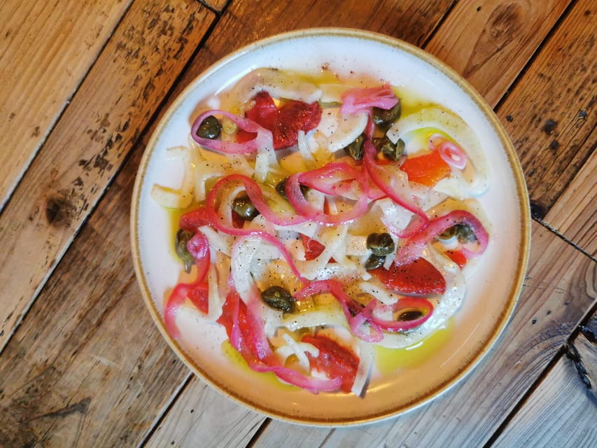 Chester Guided Tour with Food and Drink - First Stop: Brunch with a Twist