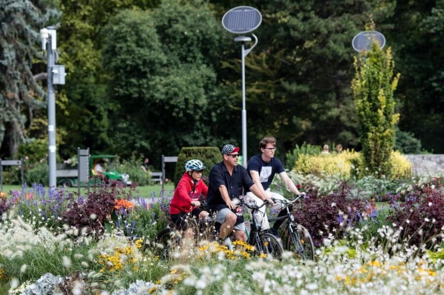 Choose a bicycle and make your own tour in Budapest-24 hrs - A Deep Dive into the Route and Highlights