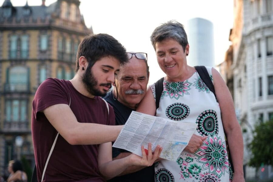 Christmas Charm of Bilbao: A Historic Walk - What Makes This Tour Valuable