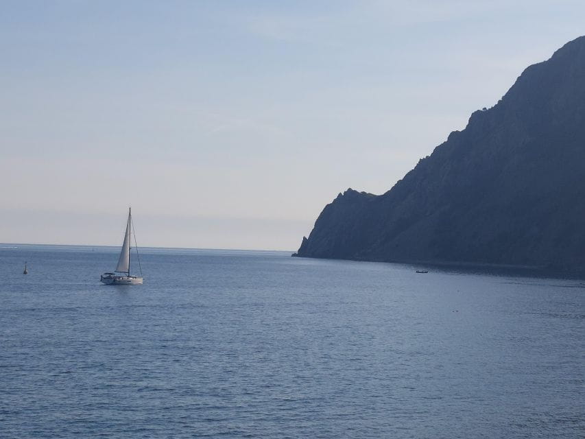 Cinque Terre from Vernazza to Monterosso and Sanctuaries - FAQs