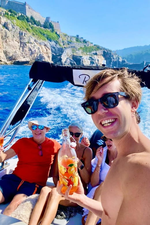 Cinque Terre Giro in Barca 4/8 ore con cibo e bevande - Price and Value: Is It Worth It?