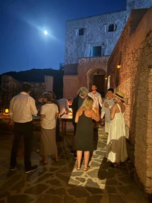 Classical guitar concert in a historic olive press - The setting: A centuries-old olive press