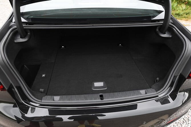 CO2-Offset| Arrival from CWL Airport to Cardiff by Luxury Vehicle - Frequently Asked Questions