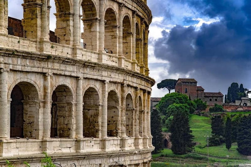 Colosseum Guided Tour Semi-Private Group on Free Entry Days - The Guide and the Experience