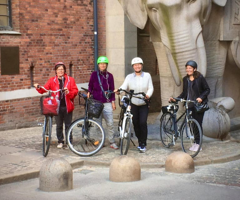 Copenhagen: 2,5-Hour 'Must See' Bike Tour with a Local Guide - Key Points / Takeaways