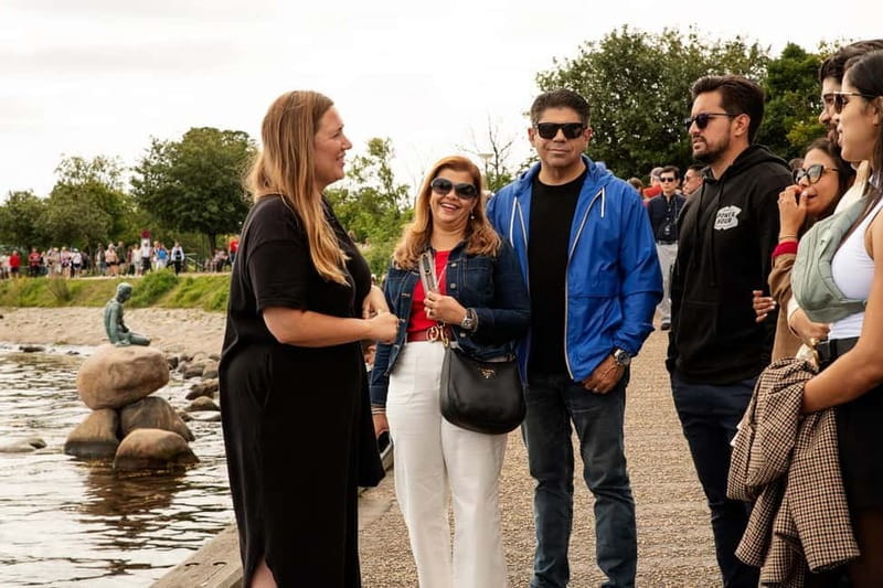Copenhagen: City Highlights Walking Tour With Local Guide - Walking Up Close to Royalty — Amalienborg and the Royal Palace