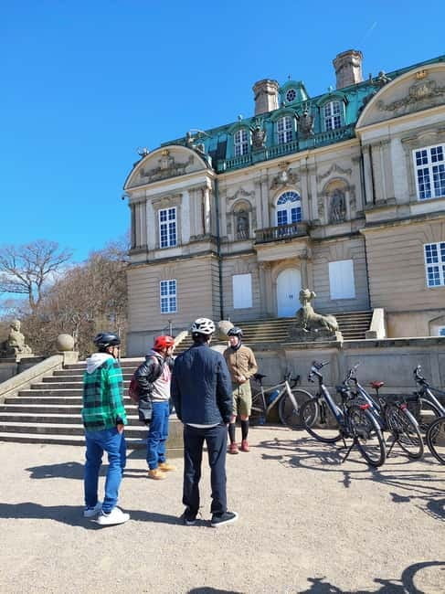 Copenhagen: Guided Tour Deer Park in Klampenborg - Who Should Consider This Tour?