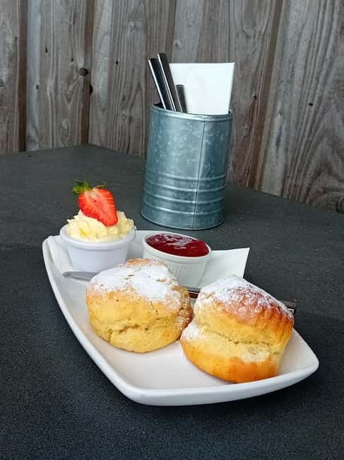 Cornwall: Beautiful and Wild, North Cornwall Guided Tour - Food and Charm in Padstow and Port Isaac