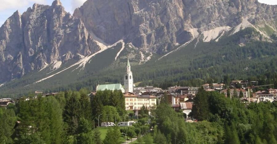 Cortina dAmpezzo: Cortina Valley and Lakes Guided Tour - Who Will Appreciate This Tour?