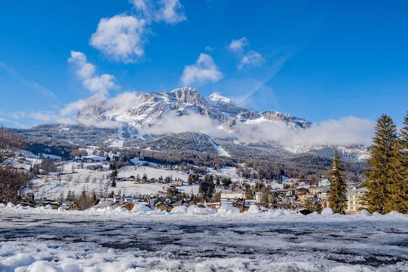 Cortina: Private Photoshoot and Walking Tour - Deep Dive: What to Expect During the Walk