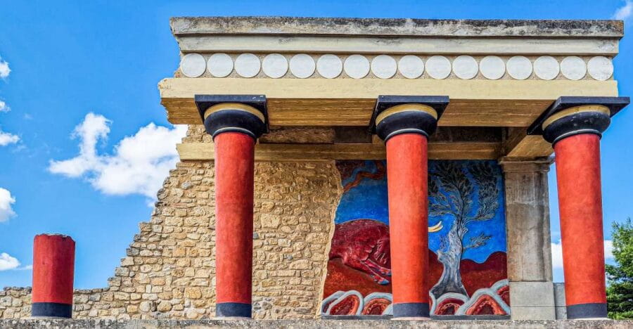 Crete: Knossos Palace and Museum Skip the line Guided tour - Exploring Heraklion at Your Own Pace