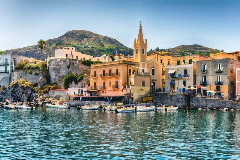 Da Taormina : Tour di Lipari & Vulcano - Starting the Journey: From Taormina to the Islands