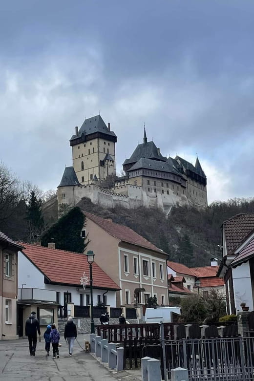 Day trip to Karlstejn castle and Famous Bohemian glassworks - Tasting Czech Cuisine: The Local Restaurant