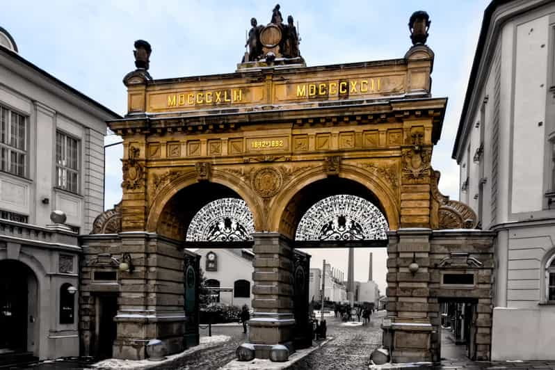 Day trip to Pilsner Urquell brewery and Bohemian glassworks - Discovering Plzeň’s Historic Heart