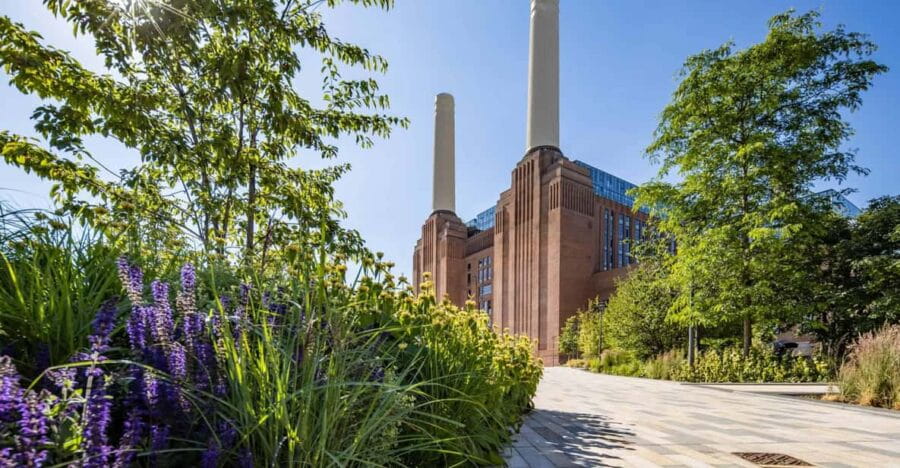 Destination London: E-Bike Tour - Discovering London on Two Wheels: A Deep Dive into the E-Bike Tour