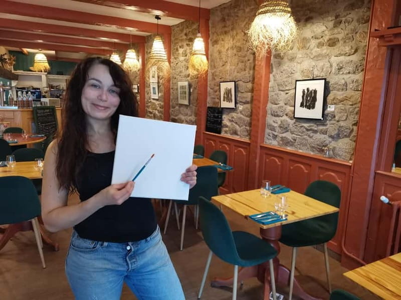 Dinan: Painting experience in a café - The Creative Process: What You Can Expect