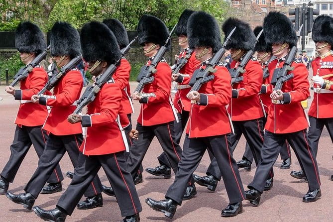 Discover the Secrets of Whitehall - The Power of Downing Street and the Banqueting House