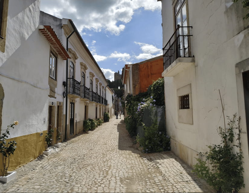 Discover Tomar's History with a Local Guide and Enjoy Tapas! - Exploring the Jewish Quarter and Synagogue