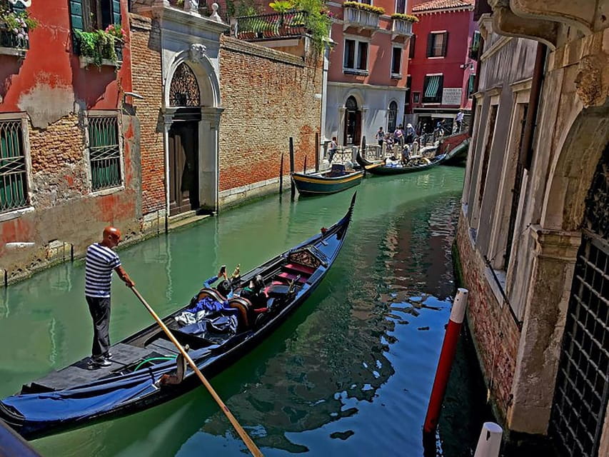 Discover Venice: Morning Tour & Gondola Experience - Walking Through the Hidden Streets of Castello