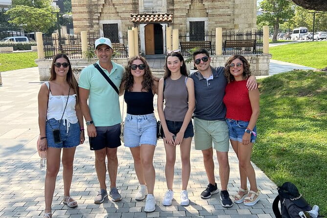 Discover Vlora: Guided City Walking Tour - Breaking Down the Itinerary