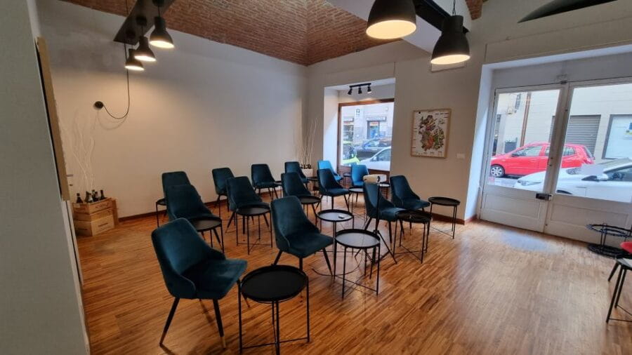 Discovering Piedmontese wines in the heart of Turin. - Why this wine tasting is worth your time in Turin