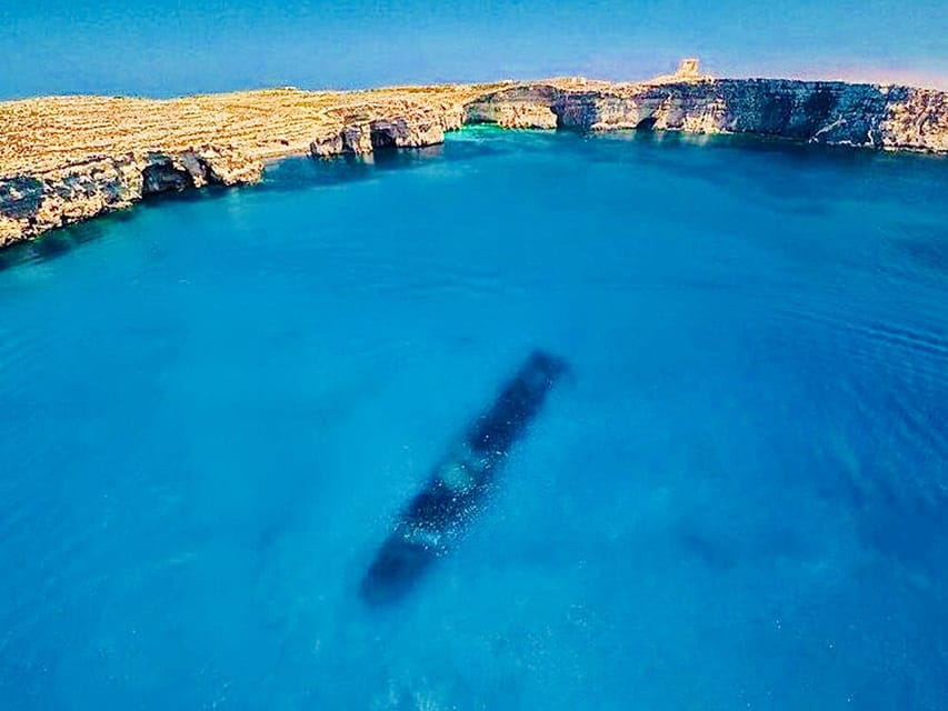 DiveSnap Underwater Sports Thrills:Lantern Point & P31 Wreck - Snorkeling, Swimming, and Watersports in The Lagoon