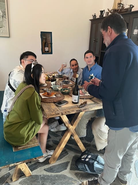 Douro Valley wine safari with wine tastings and lunch - Vineyard Visits and Tastings: Meeting Local Winemakers