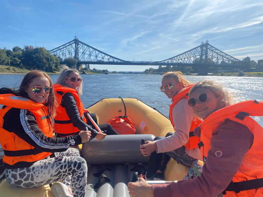 Dresden: Bootstour mit dem Schlauchboot Loschwitz - Radebeul - Price and Whats Included