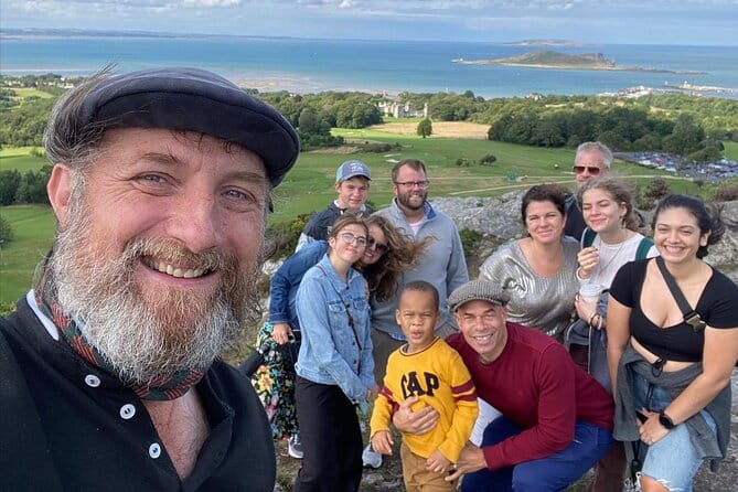 Dublin Coastal Hike and Pints with A local & His Dog Private tour - FAQs
