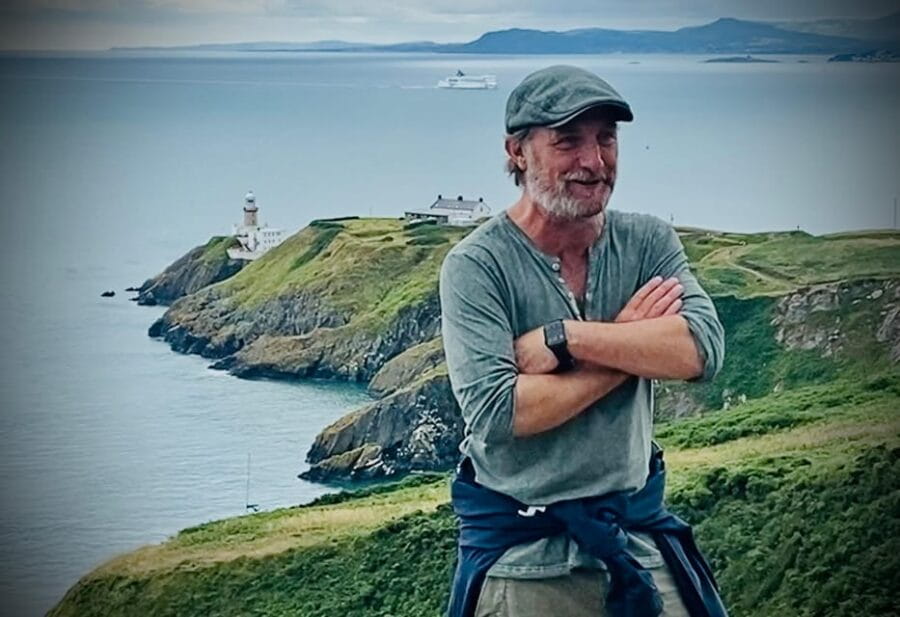 Dublin: Dublin Coastal Hike and Pints & Puppies - Discovering Howth: A Coastal Gem Just Outside Dublin