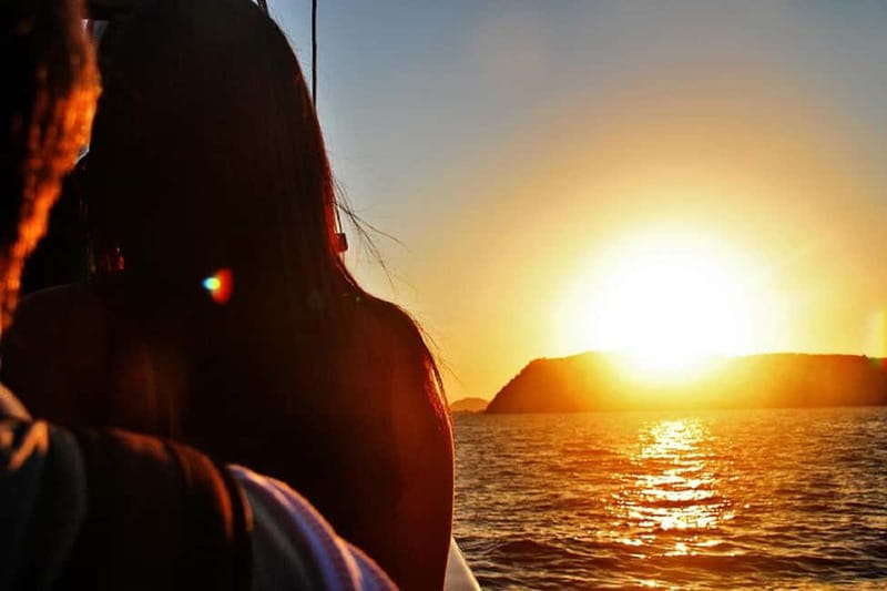 Dubrovnik: Guided Sunset Sea Kayaking Tour with Wine - Key points / Takeaways