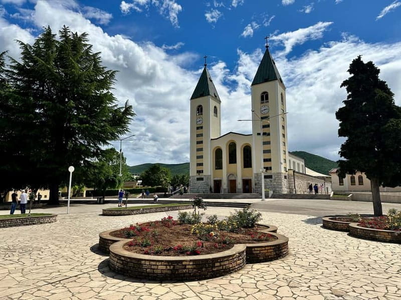 Dubrovnik: Private Tour to Meugorje and Kravice Waterfalls - Medjugorje: A Quiet Pilgrimage Hotspot
