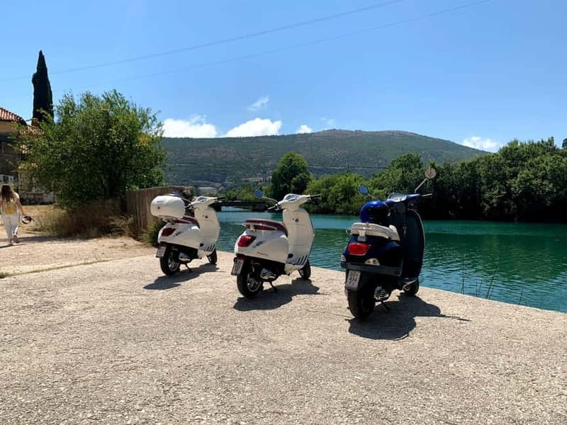 Dubrovnik: Vespa rental - The Hidden Benefits: Authenticity and Flexibility