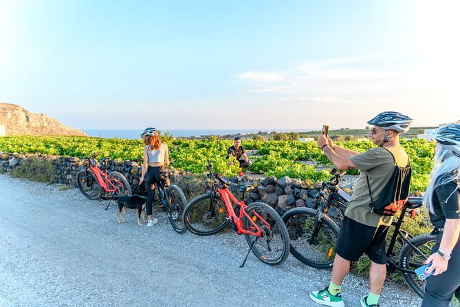 E-Bikes Rental in Santorini - Price and Logistics: What You Need to Know