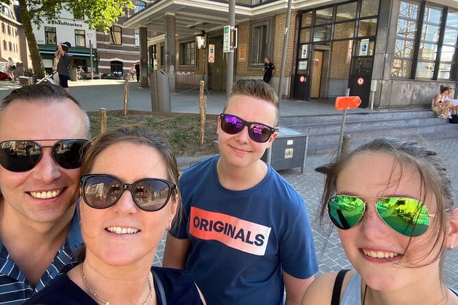 e-Scavenger hunt Lisbon: Explore the city at your own pace - FAQs About the Lisbon E-Scavenger Hunt