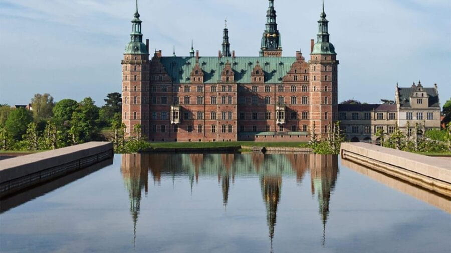 Easy Pace Tour of Kronbog Castle & Frederiksborg Palace W - Practical Details and Value