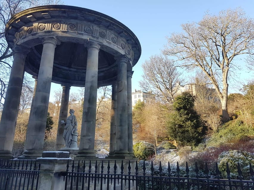 Edinburgh: Dean Village and Circus Lane Walking Tour - What to Expect