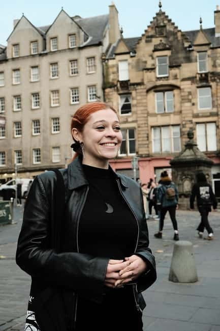 Edinburgh: Folklore & History Walking Tour - Price and Logistics: Does It Offer Good Value?