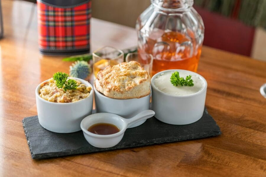 Edinburgh: Guided Whisky Tour with Scottish Roll and Sausage - Whisky Tasting and Culinary Pairings