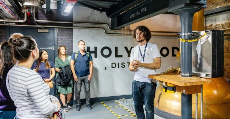 Edinburgh: Holyrood Distillery Whisky & Gin Tour - Behind the Curtain: How Spirits Are Made