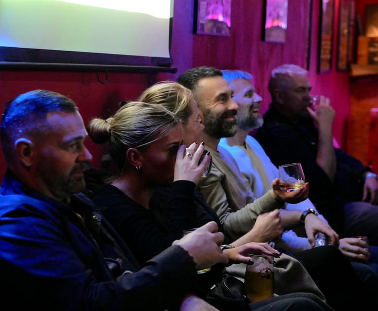 Edinburgh: Mountebank Comedy Whisky Tasting - The Itinerary: What to Expect During the 1.5 Hours