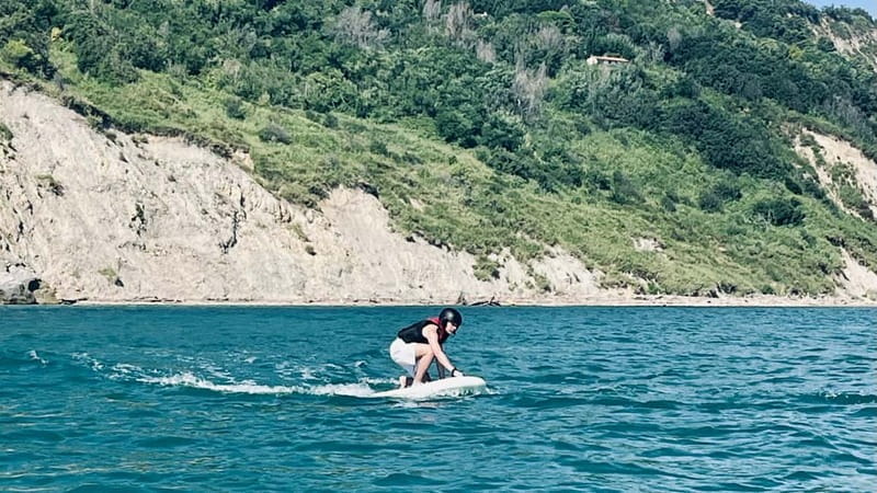 Efoil lesson - Discovering Pesaro from a Different Perspective: The Efoil Experience