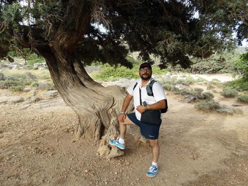 Elafonisi Bay - PINK COLOR SAND BEACH - Arrival at Elafonisi: What to Expect