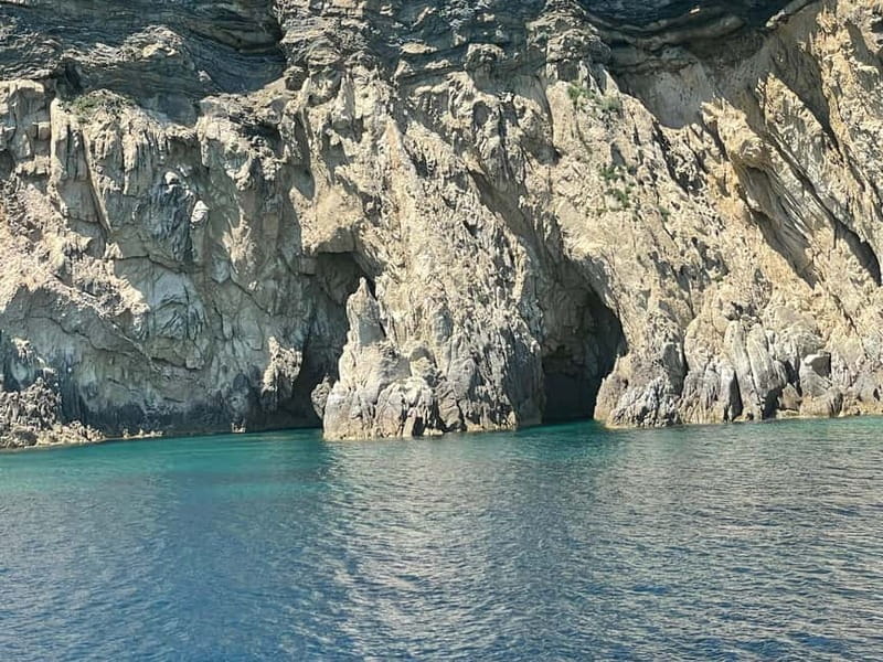 Elba Island boat trip to the Elviscot wreck - Is It Worth the Price? Analyzing the Value