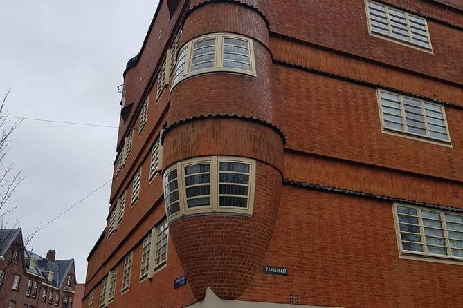 Elisabeth's Tailor made tours and services in Amsterdam and the Netherlands. - Discovering Amsterdam’s Highlights with a Personal Touch