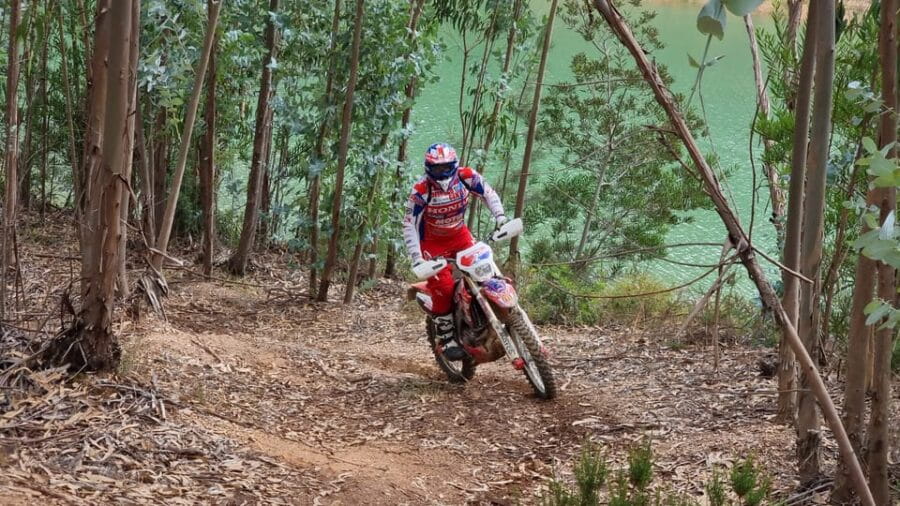 Enduro Ride three hours - Carregado, Lisboa - Who should consider booking?