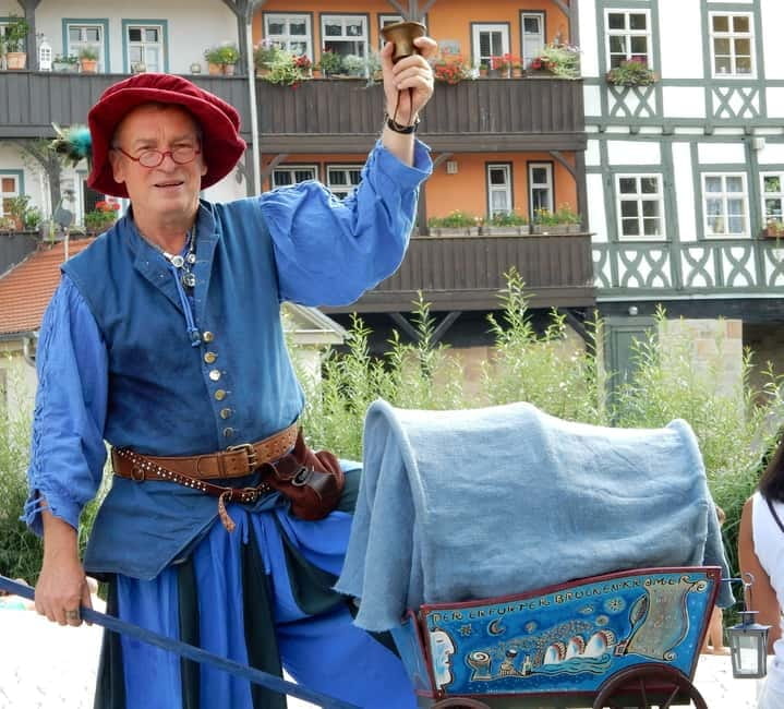 Erfurt: On the road with the bridge builder. Walking tour with anniversary tasting. - Practicalities: Who It’s For and How It Runs