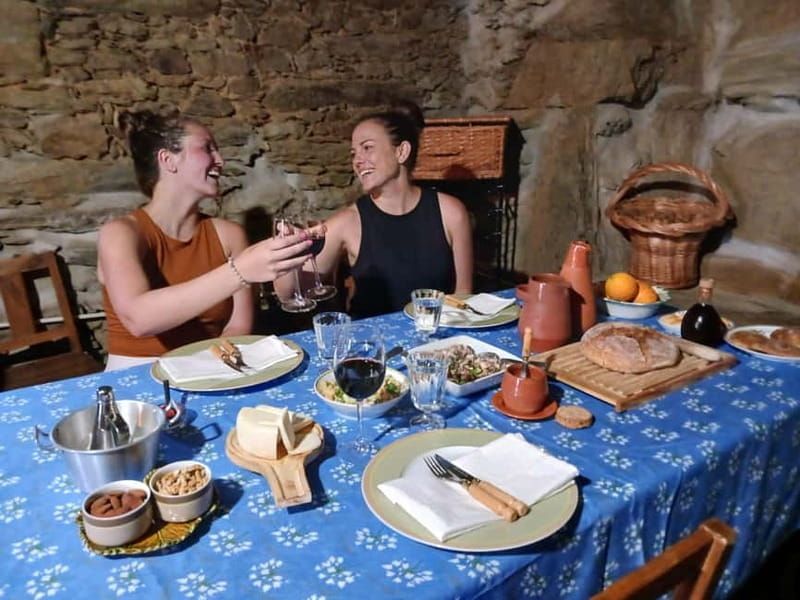 Ervedosa do Douro: Guided Walking Tour with Picnic Lunch - What You Can Expect During the Tour