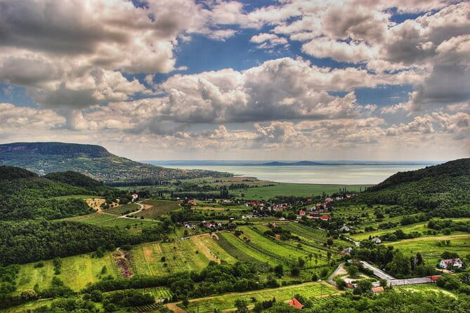 Essence of Hungarian Rural Beauty: 5 Hour Balaton Private Tour - Bences Apatsag: A Touch of Baroque History