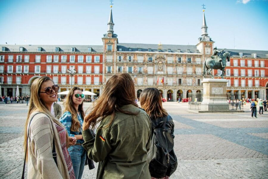 Essential Madrid: Walking Tour of the Historic Center - Frequently Asked Questions